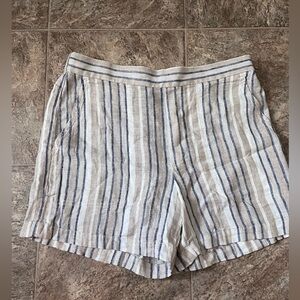 Banana Republic   Linen-Blend Easy Short. Size M. Ivory-Multi Striped